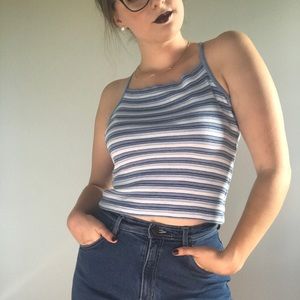 00s crop top